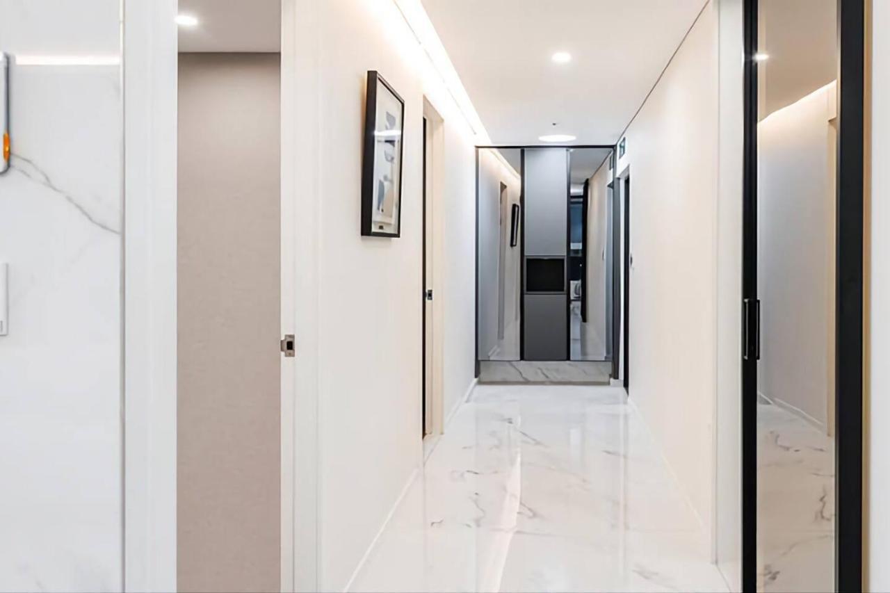 Uh Flat The Seocho Apartment Seoul Exterior photo