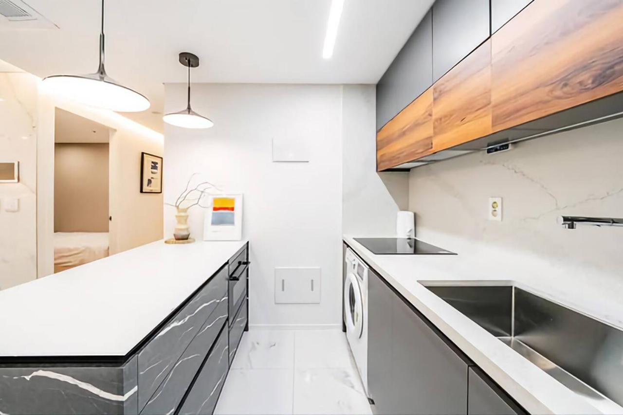 Uh Flat The Seocho Apartment Seoul Exterior photo