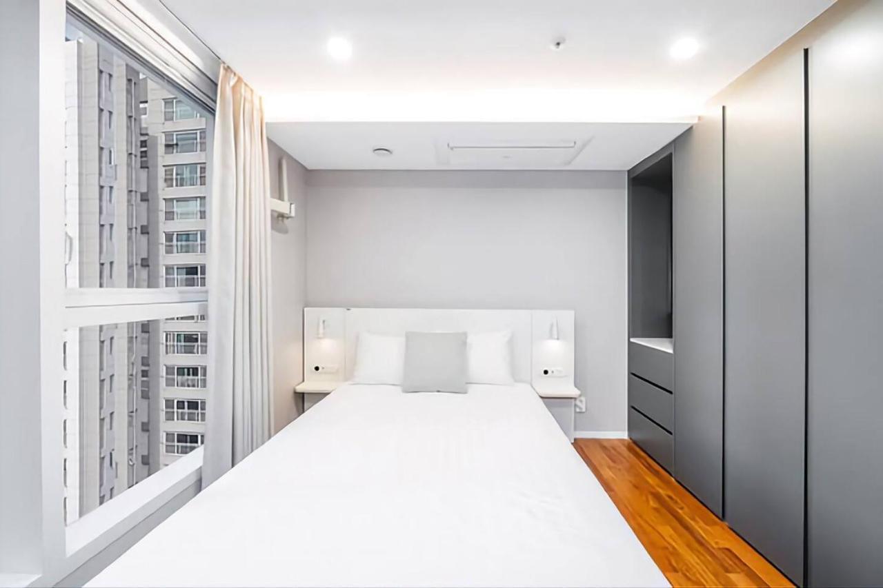 Uh Flat The Seocho Apartment Seoul Exterior photo