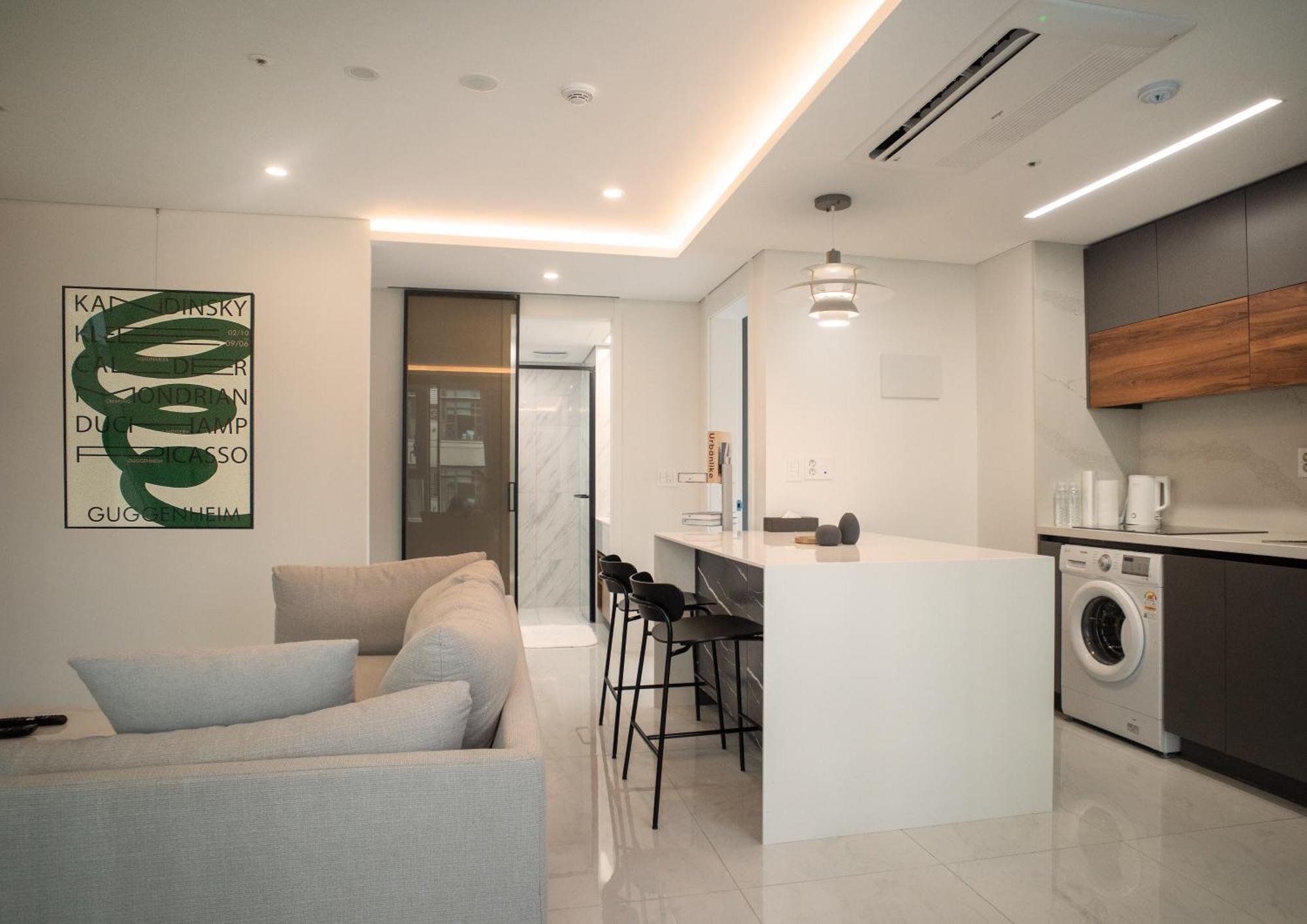 Uh Flat The Seocho Apartment Seoul Exterior photo
