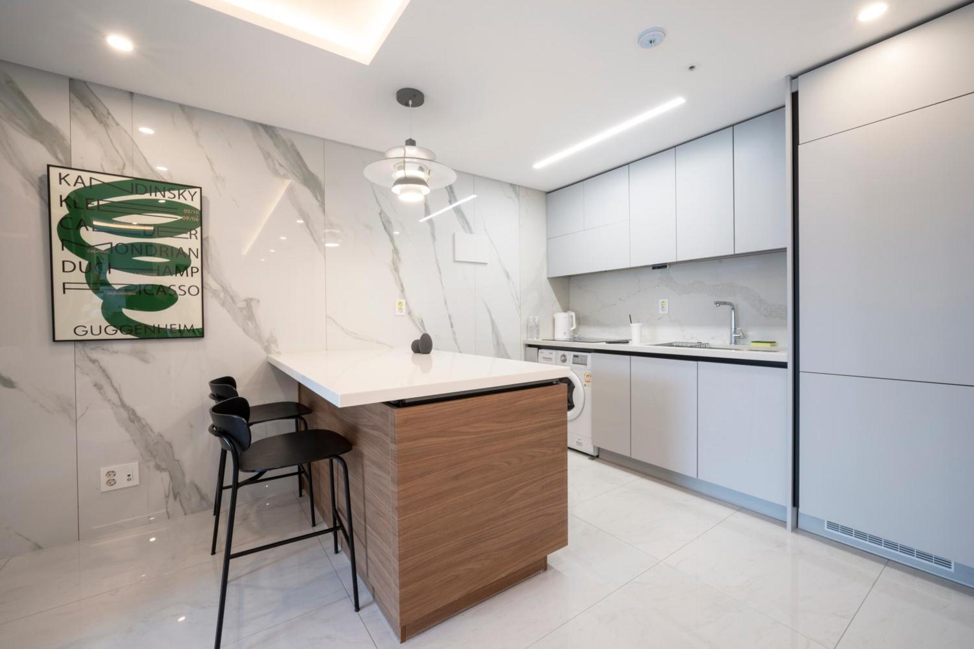 Uh Flat The Seocho Apartment Seoul Exterior photo